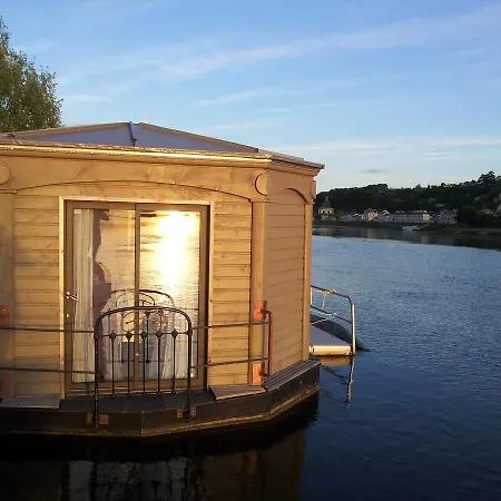 Hotel en barco Different Holidays *