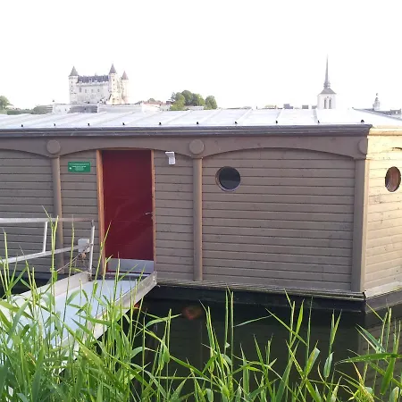 Different Holidays Saumur