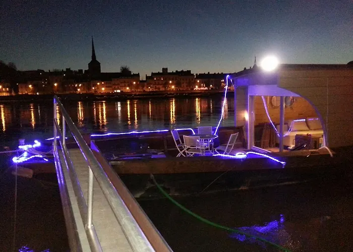 Botel Different Holidays *