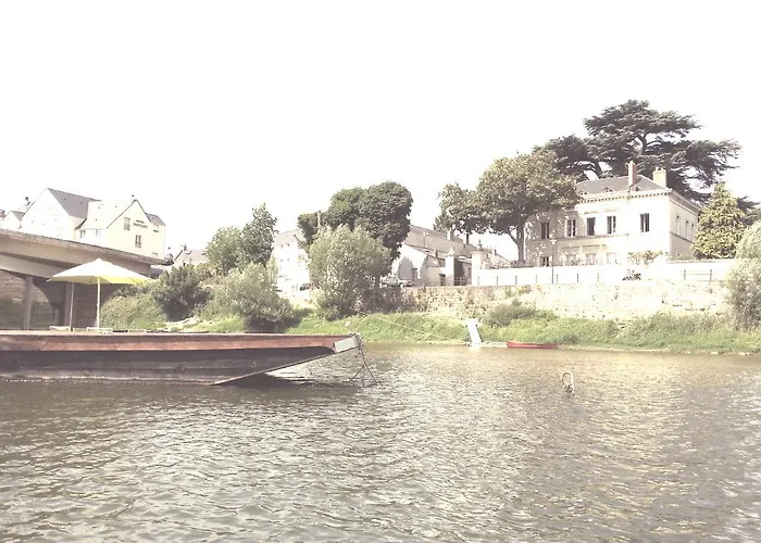 Different Holidays Botel